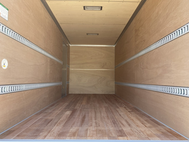 三菱ふそう キャンター 小型 アルミバン 2PG-FEB80(96754) 10枚目