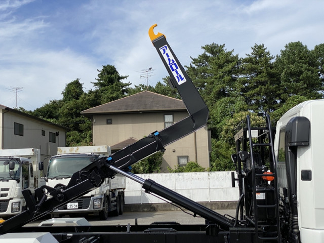 三菱ふそう ファイター 中型 コンテナ専用車 2KG-FK62F(96755) 10枚目