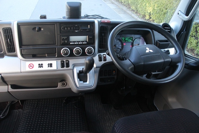 三菱ふそう キャンター 小型 冷凍冷蔵ウィング TPG-FEB50(96757) 6枚目