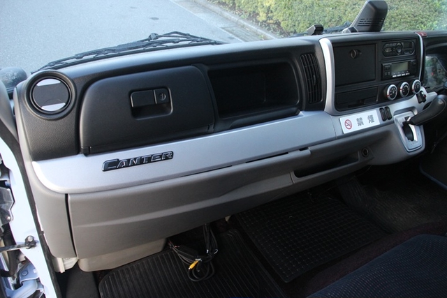 三菱ふそう キャンター 小型 冷凍冷蔵ウィング TPG-FEB50(96757) 7枚目