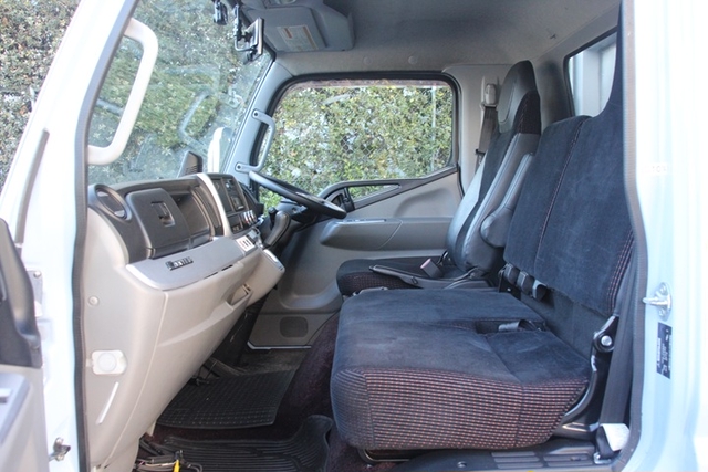 三菱ふそう キャンター 小型 冷凍冷蔵ウィング TPG-FEB50(96757) 9枚目