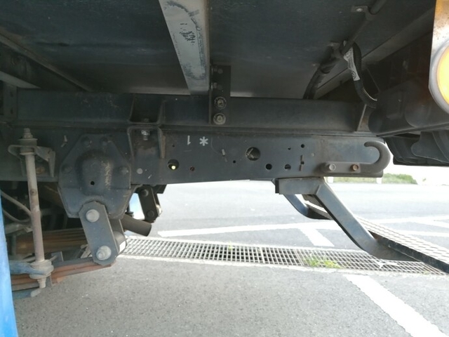 いすゞ エルフ 小型 冷蔵冷凍バン KR-NKR81EAV(5668) 47枚目
