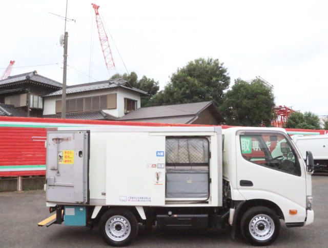 トヨタ ダイナ 小型 冷蔵冷凍バン QDF-KDY221(111690) 22枚目