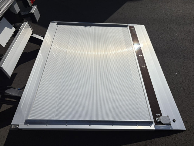 三菱ふそう キャンター 小型 アルミバン 2RG-FEAV0(96852) 11枚目