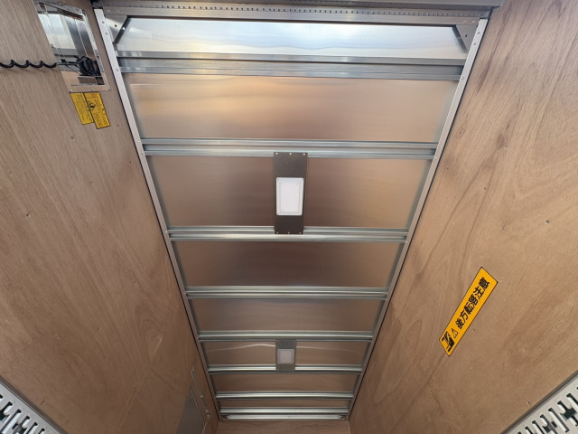 三菱ふそう キャンター 小型 アルミバン 2RG-FEAV0(96852) 16枚目