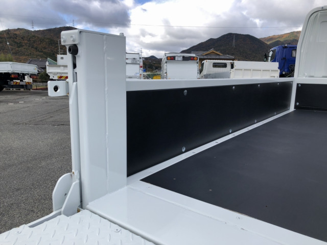 三菱ふそう キャンター 小型 平ボディ 2RG-FBA20(96853) 13枚目