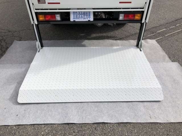 三菱ふそう キャンター 小型 平ボディ 2RG-FBA20(96853) 15枚目