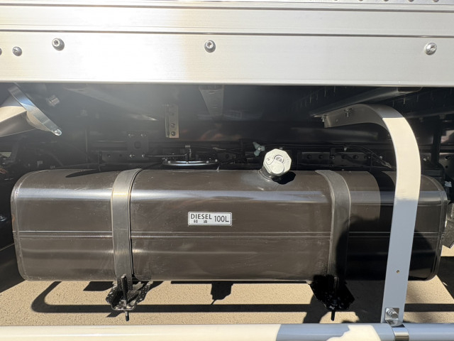 三菱ふそう キャンター 小型 アルミバン 2RG-FEAV0(96852) 25枚目