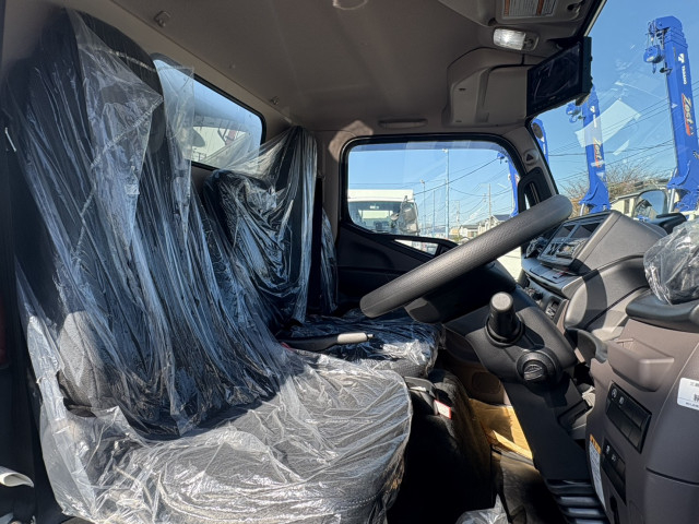 三菱ふそう キャンター 小型 アルミバン 2RG-FEAV0(96852) 26枚目