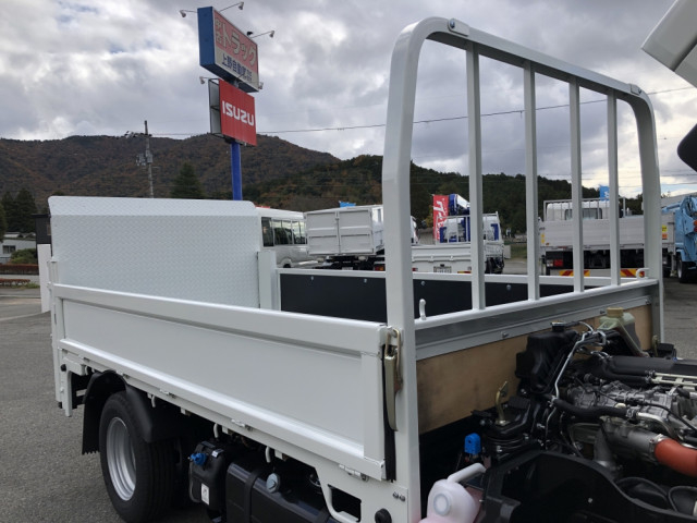 三菱ふそう キャンター 小型 平ボディ 2RG-FBA20(96853) 23枚目