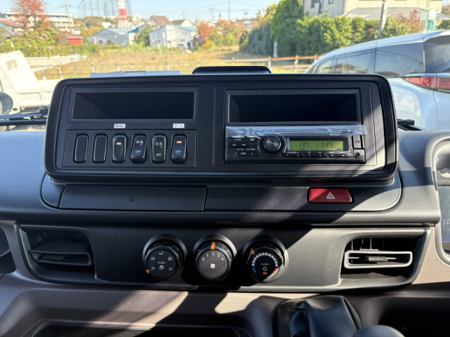 三菱ふそう キャンター 小型 アルミバン 2RG-FEAV0(96852) 28枚目