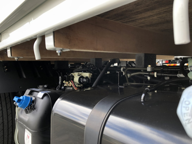 三菱ふそう キャンター 小型 平ボディ 2RG-FBA20(96853) 29枚目