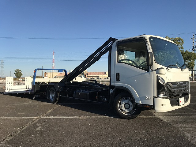 いすゞ エルフ 小型 車載専用車 2RG-NPR88AM(96854) 3枚目