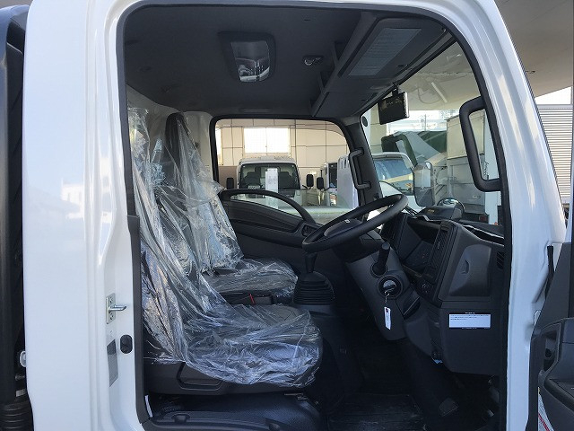 いすゞ エルフ 小型 車載専用車 2RG-NPR88AM(96854) 33枚目