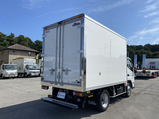 三菱ふそう キャンター 小型 冷凍冷蔵バン 2RG-FBAV0(96858) 6枚目