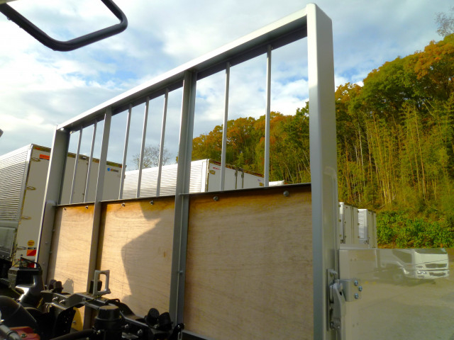 日野 レンジャー 増トン 平ボディ 2PG-FE2ACG(96859) 9枚目