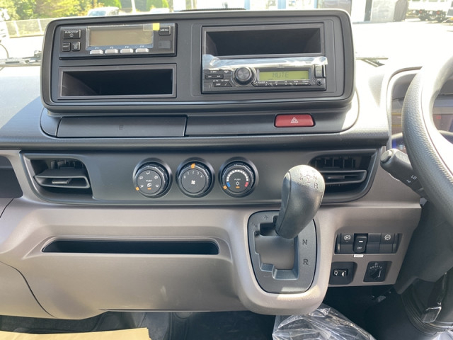 三菱ふそう キャンター 小型 冷凍冷蔵バン 2RG-FBAV0(96858) 17枚目