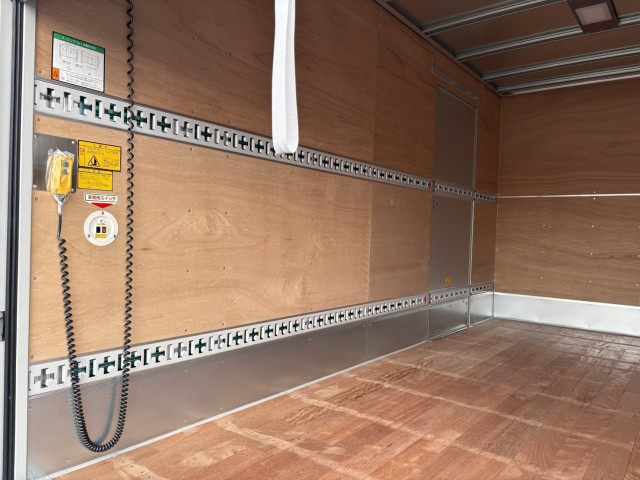 三菱ふそう キャンター 小型 アルミバン 2RG-FEB50(96860) 12枚目