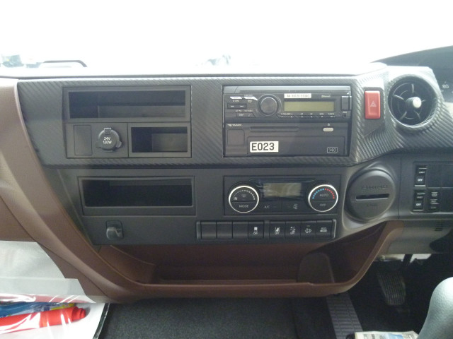 日野 レンジャー 増トン 平ボディ 2PG-FE2ACG(96859) 26枚目