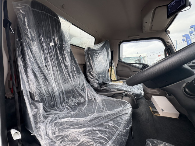 三菱ふそう キャンター 小型 アルミバン 2RG-FEB50(96860) 26枚目