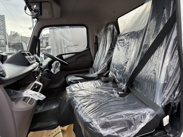 三菱ふそう キャンター 小型 アルミバン 2RG-FEB50(96860) 33枚目