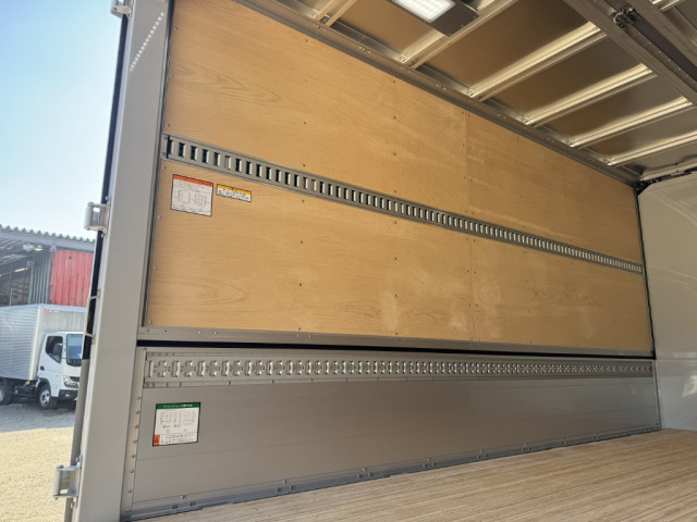 三菱ふそう キャンター 小型 アルミウィング 2RG-FEB50(96861) 10枚目