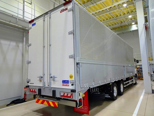 いすゞ ギガ 大型 アルミウィング 2PG-CYY77DU(96865) 3枚目