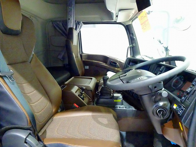 いすゞ ギガ 大型 アルミウィング 2PG-CYY77DU(96865) 6枚目