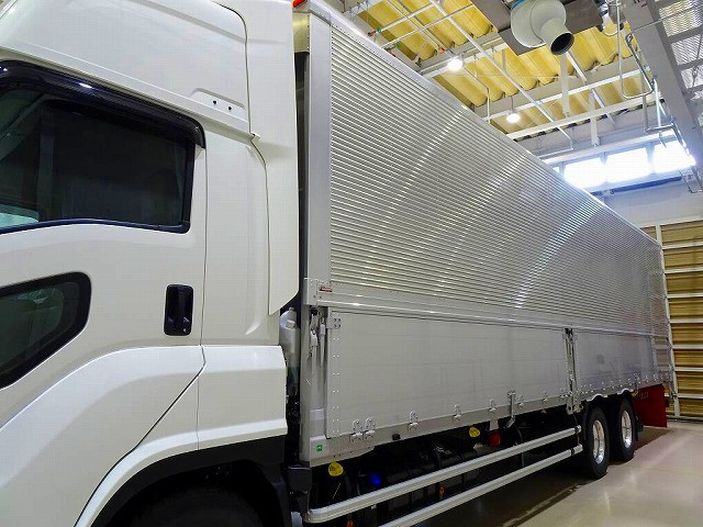 いすゞ ギガ 大型 アルミウィング 2PG-CYY77DU(96865) 26枚目