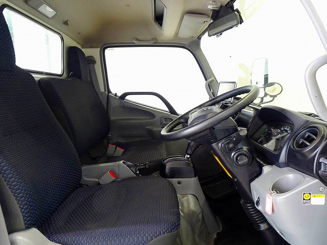 トヨタ ダイナ 小型 平ボディ 2KG-XZC605(96867) 6枚目