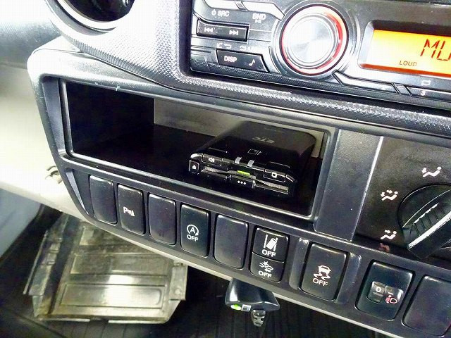 トヨタ ダイナ 小型 平ボディ 2KG-XZC605(96867) 13枚目