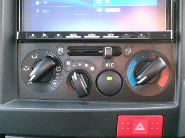 いすゞ エルフ 小型 土砂ダンプ 2RG-NKR88AD(96868) 18枚目