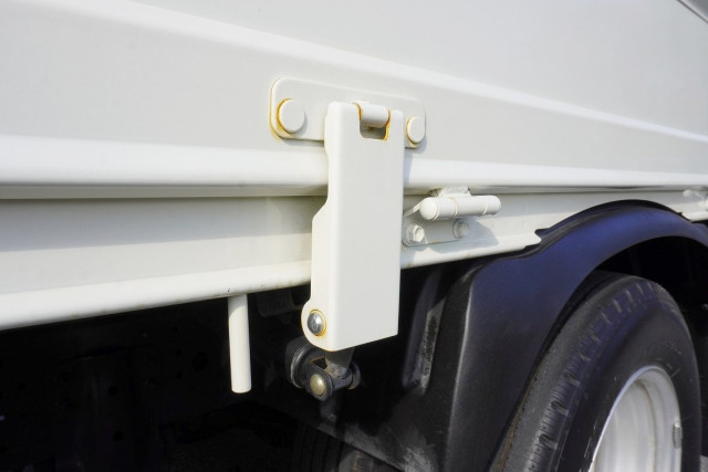 トヨタ ダイナ 小型 平ボディ 2RG-XZU645(96871) 31枚目