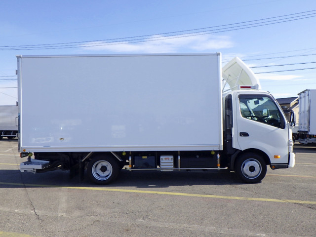 Hino dutro Small Refrigerator box_body 2RG-XZU710M(96873) 4枚目