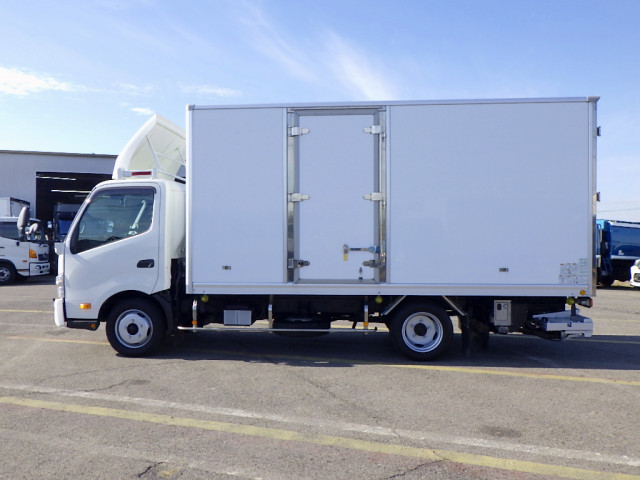 Hino dutro Small Refrigerator box_body 2RG-XZU710M(96873) 5枚目