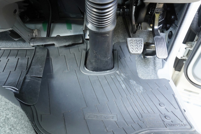 トヨタ ダイナ 小型 平ボディ 2RG-XZU645(96871) 41枚目