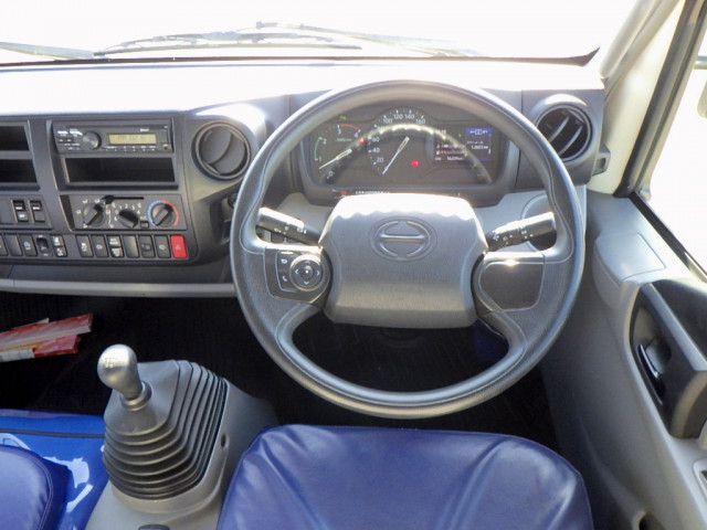 Hino dutro Small Refrigerator box_body 2RG-XZU710M(96873) 35枚目