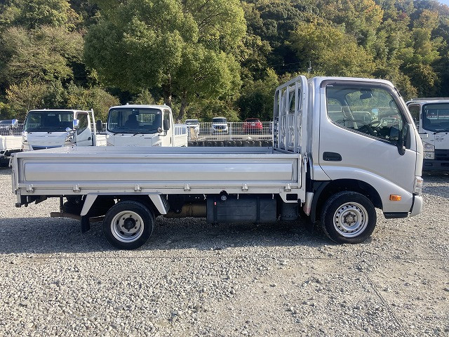 トヨタ ダイナ 小型 平ボディ 3BF-TRY230(96876) 5枚目