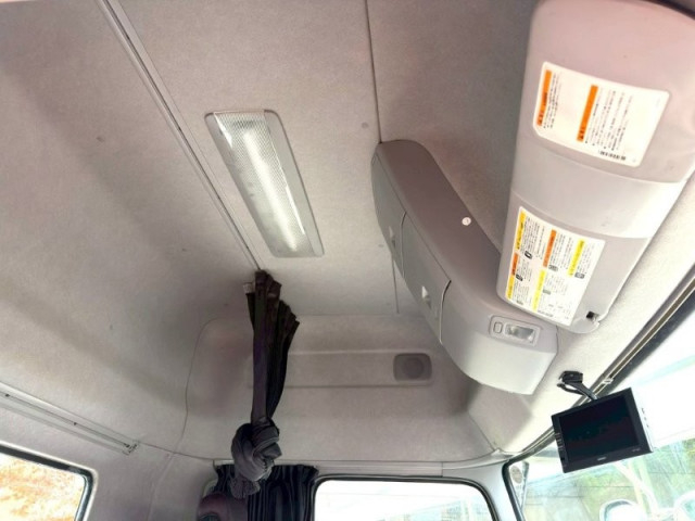 UDトラックス（日産） クオン 大型 トラクタ（シングル） 2PG-GK5AAD(96875) 18枚目