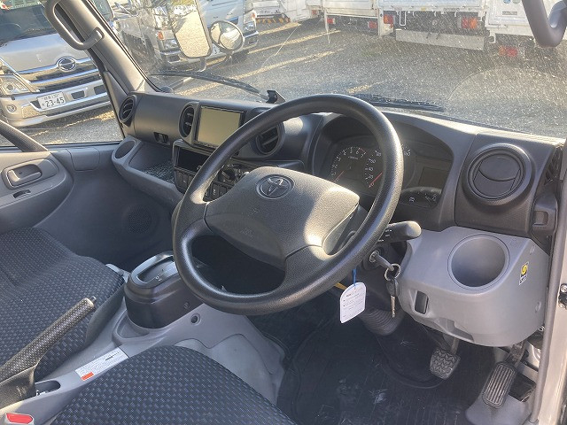 トヨタ ダイナ 小型 平ボディ 3BF-TRY230(96876) 26枚目