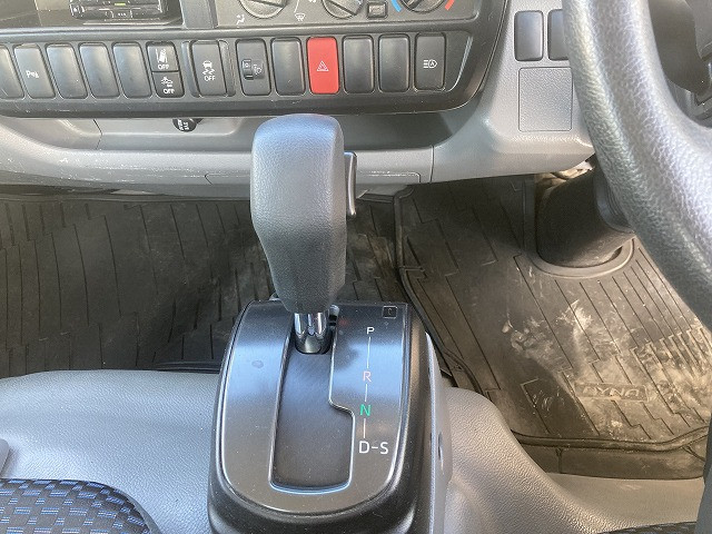 トヨタ ダイナ 小型 平ボディ 3BF-TRY230(96876) 28枚目