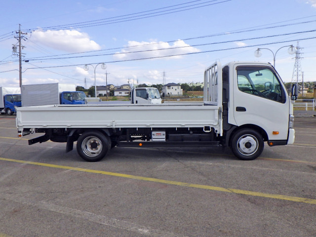 日野 デュトロ 小型 平ボディ 2RG-XZU710M(96879) 5枚目
