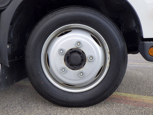 日野 デュトロ 小型 平ボディ 2RG-XZU710M(96879) 31枚目