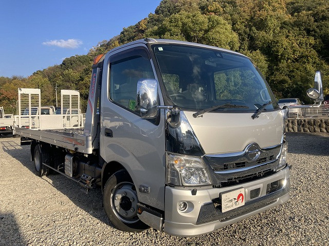 日野 デュトロ 小型 車載専用車 2KG-XZU722M(96883) 3枚目