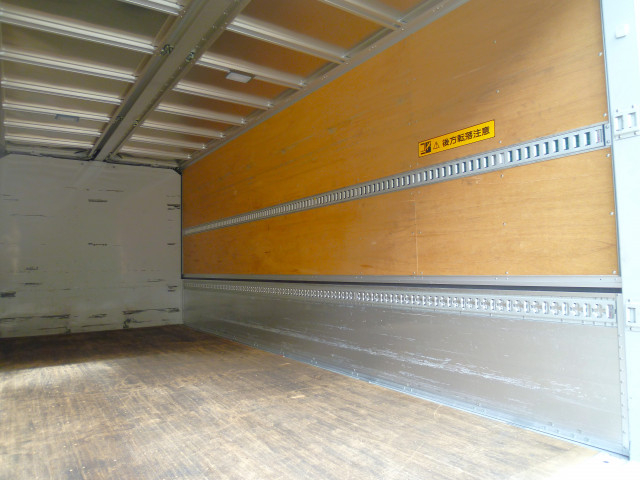 UDトラックス（日産） コンドル 中型 アルミウィング 2RG-BRR90T2(96882) 14枚目