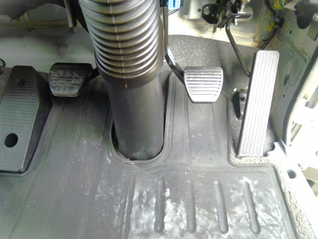 UDトラックス（日産） コンドル 中型 アルミウィング 2RG-BRR90T2(96882) 34枚目