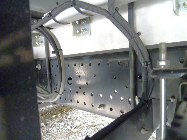 UDトラックス（日産） コンドル 中型 アルミウィング 2RG-BRR90T2(96882) 39枚目