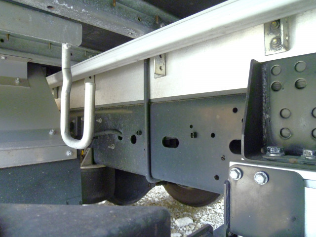 UDトラックス（日産） コンドル 中型 アルミウィング 2RG-BRR90T2(96882) 41枚目