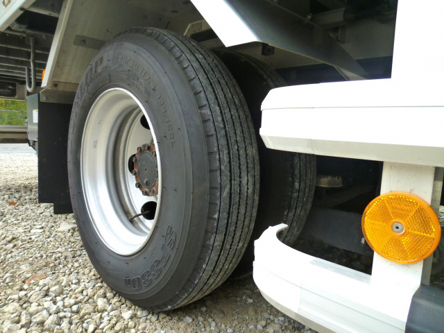 UDトラックス（日産） コンドル 中型 アルミウィング 2RG-BRR90T2(96882) 44枚目