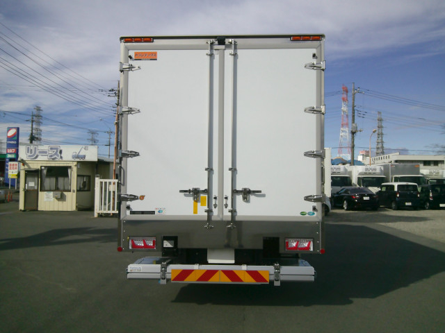 三菱ふそう ファイター 中型 冷凍冷蔵バン 2KG-FK65F(96884) 6枚目
